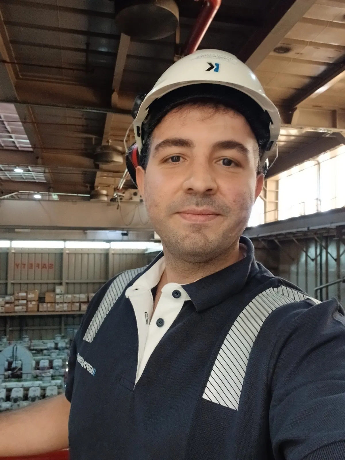 Beyaz baretle sahada Hasan Aytaç